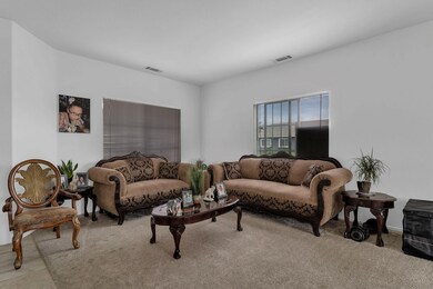 5-web-or-mls-_HIV3212