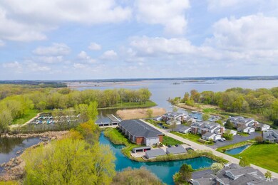 8300 Reva Bay Ln unit SLIP5, Fox Lake, IL 60020 - photo 7