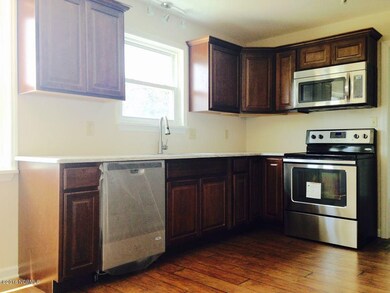 305 Branchwood Ct, Jacksonville, NC 28546 - photo 7