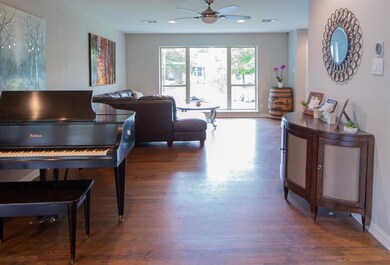 6916 Wake Forrest Dr, Dallas, TX 75214 - photo 4