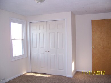 109 Carpenter St, Luzerne, PA 18709 - photo 2