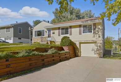 7734 Hascall St, Omaha, NE 68124 - photo 2