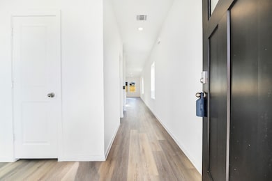 3930 El Vaquero Ct, League City, TX 77511 - photo 3