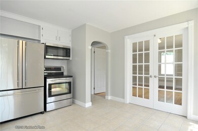 47 Madeleine Ave, Woonsocket, RI 02895 - photo 4