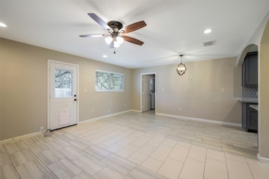 1240 Carla St, Denison, TX 75020 - photo 4