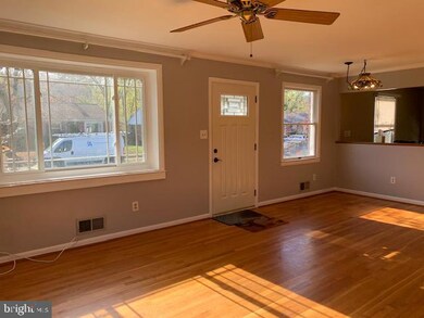 1040 Marleigh Cir, Towson, MD 21204 - photo 4