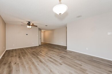unlisted-address, Denton, TX 76210 - photo 4