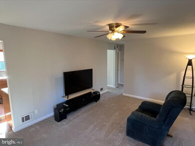 11039 Prospect Hill Rd, Glenn Dale, MD 20769 - photo 6