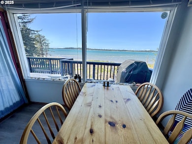 842 S Empire Blvd, Coos Bay, OR 97420 - photo 6