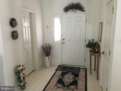 609 W Gray Fox Ln unit 452, Glen Mills, PA 19342 - photo 4