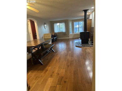 7473 B St, Springfield, OR 97478 - photo 6