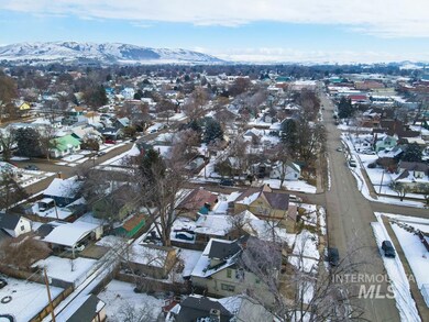 424 W Main St, Weiser, ID 83672 - photo 3