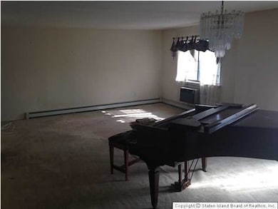 120 Lamped Loop unit A, Staten Island, NY 10314 - photo 3