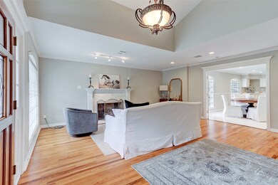 216 W 9th St, Houston, TX 77007 - photo 7