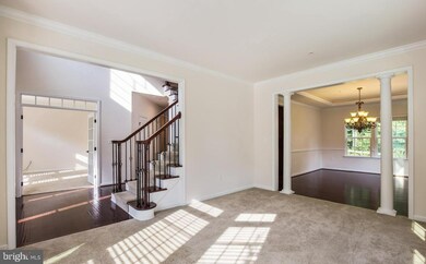 1902 Lake Forest Dr, Upper Marlboro, MD 20774 - photo 2