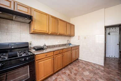 685 Summit Ave, Jersey City, NJ 07306 - photo 3
