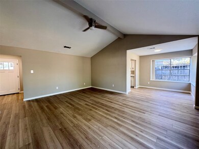 16611 David Glen Dr, Friendswood, TX 77546 - photo 2
