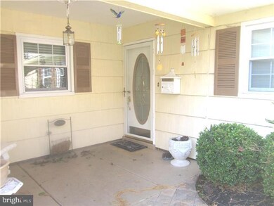 10 Garrison Cir, Willingboro, NJ 08046 - photo 2