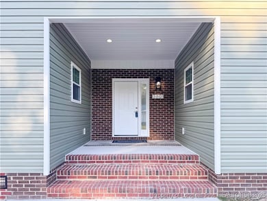 3601 Cliffridge Dr, Lumberton, NC 28358 - photo 2