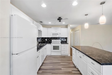 1022 NW 88th Ave unit C100, Plantation, FL 33322 - photo 4