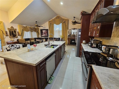 15126 NW 90th Ct, Hialeah, FL 33018 - photo 6