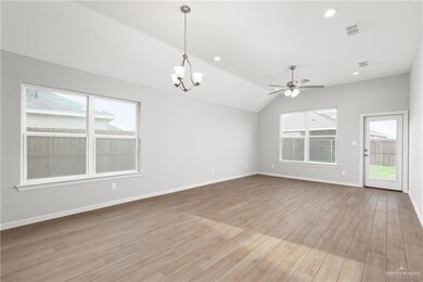 3212 Oriole Dr, Mission, TX 78572 - photo 7