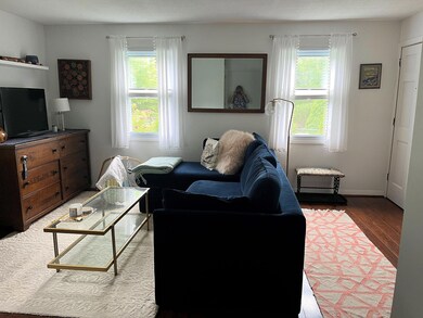 110 Mechanic St unit 4, Camden, ME 04843 - photo 3