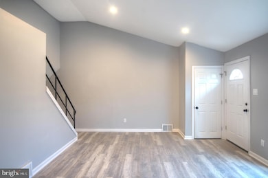 1253 Macarthur Dr, Camden, NJ 08104 - photo 6