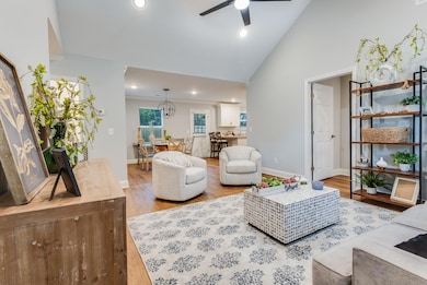 200 W Oak St, Rossville, GA 30741 - photo 5