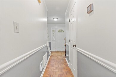 06-Entryway