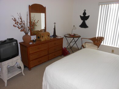 802 Sky Pine Way unit C1, Greenacres, FL 33415 - photo 7