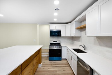 25590 Redfield St, Edwardsburg, MI 49112 - photo 4