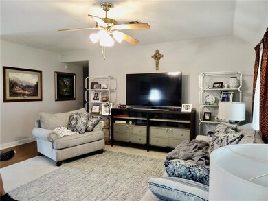 2260 E Michael Square, Lake Charles, LA 70611 - photo 5