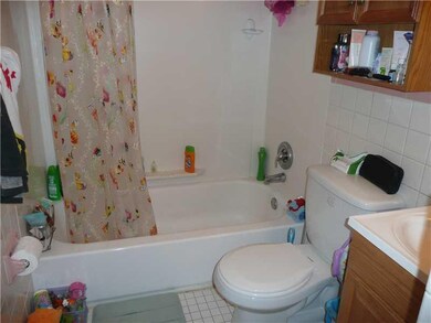 Full Bath.