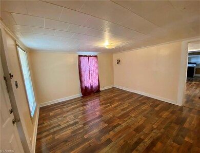 1021 8th St, Statesville, WV 26877 - photo 4