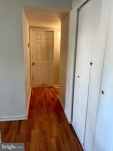 5792 Village Green Dr, Alexandria, VA 22309 - photo 6