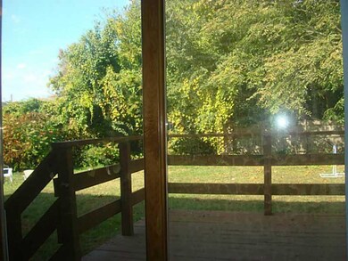 31 Pavilion Ct, Cranston, RI 02920 - photo 3