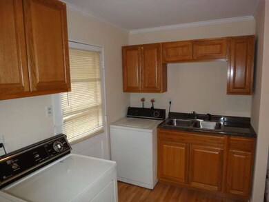 1014 Tacoma St, Carpentersville, IL 60110 - photo 7