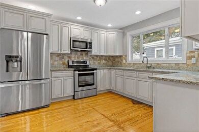 121 Sackett St, Providence, RI 02907 - photo 7