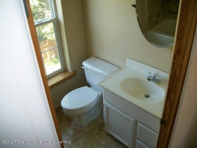 2nd Bathroom