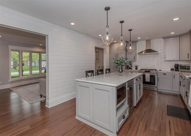 19 Estate Ct, Bettendorf, IA 52722 - photo 7