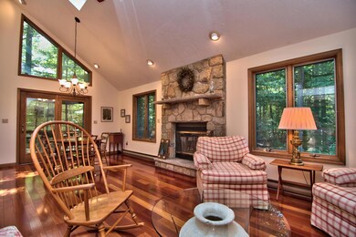 1535 Crestview Ln, Pocono Pines, PA 18350 - photo 2