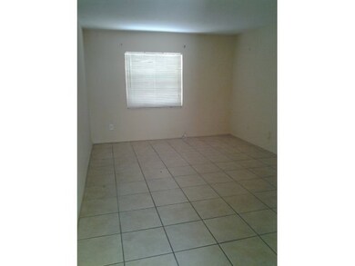 521 Abbey Ln unit B, Cocoa, FL 32922 - photo 2