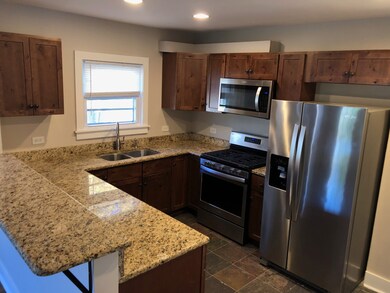 2102 Waverly Place, Waukegan, IL 60085 - photo 4