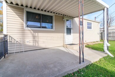 2463 Taymouth Rd, Columbus, OH 43229 - photo 3