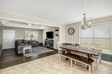 344 Bent Tree Ln, Dunn, NC 28334 - photo 6