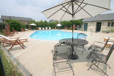 8508 Canterbury Square E, Indianapolis, IN 46260 - photo 7