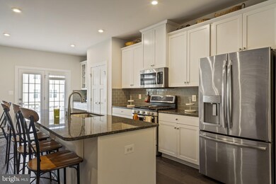 18024 Red Cedar Rd, Dumfries, VA 22026 - photo 7