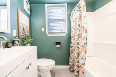 821 Corbin St, West Mifflin, PA 15122 - photo 7