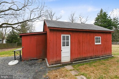 11418 Mapleview Dr, Silver Spring, MD 20902 - photo 3